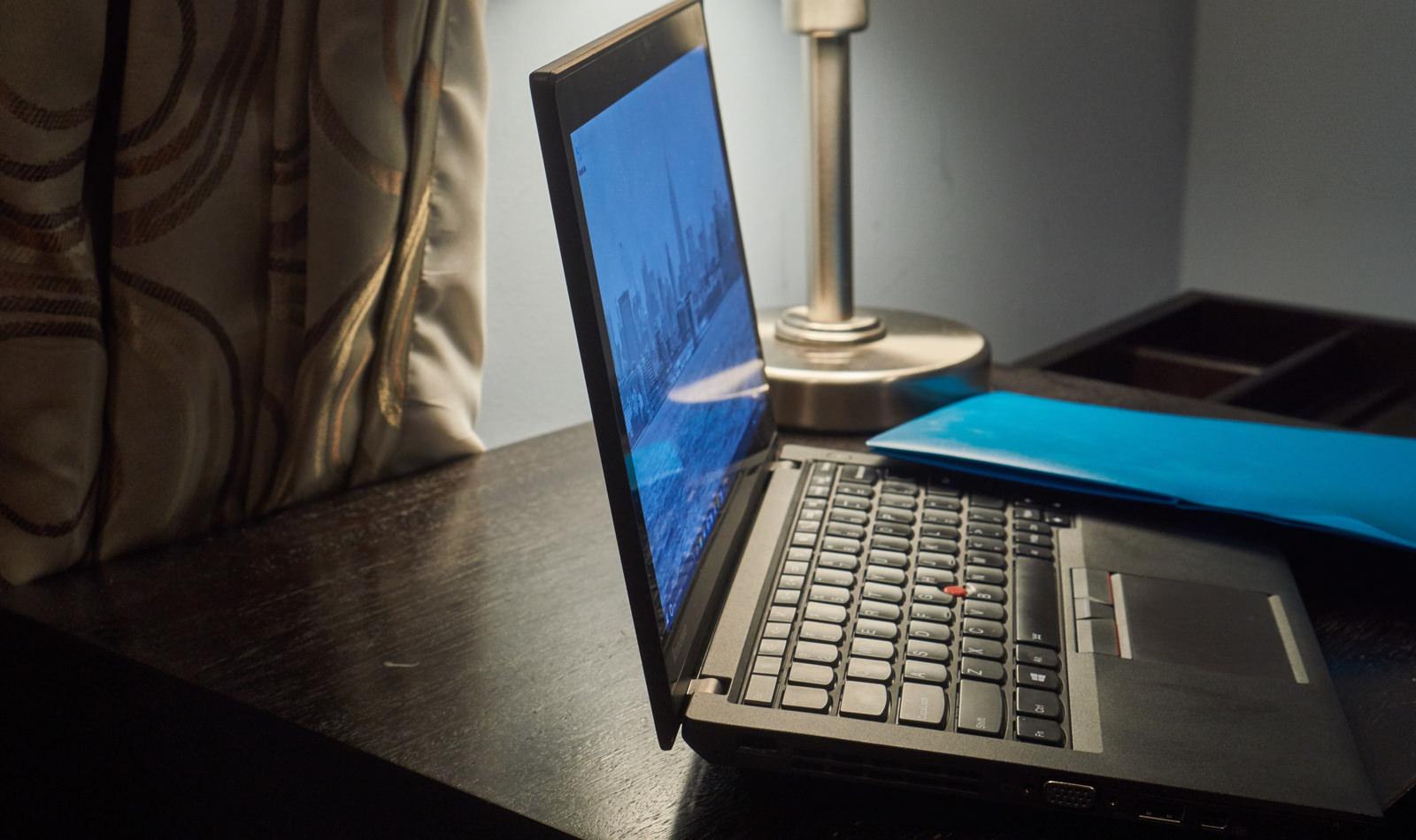 ThinkPad x250 on Desk.jpg